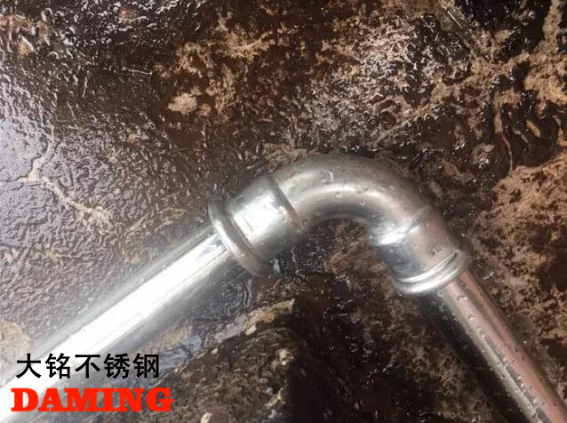 蜜桃网站在线观看激情69蜜桃一区二区三区給水管